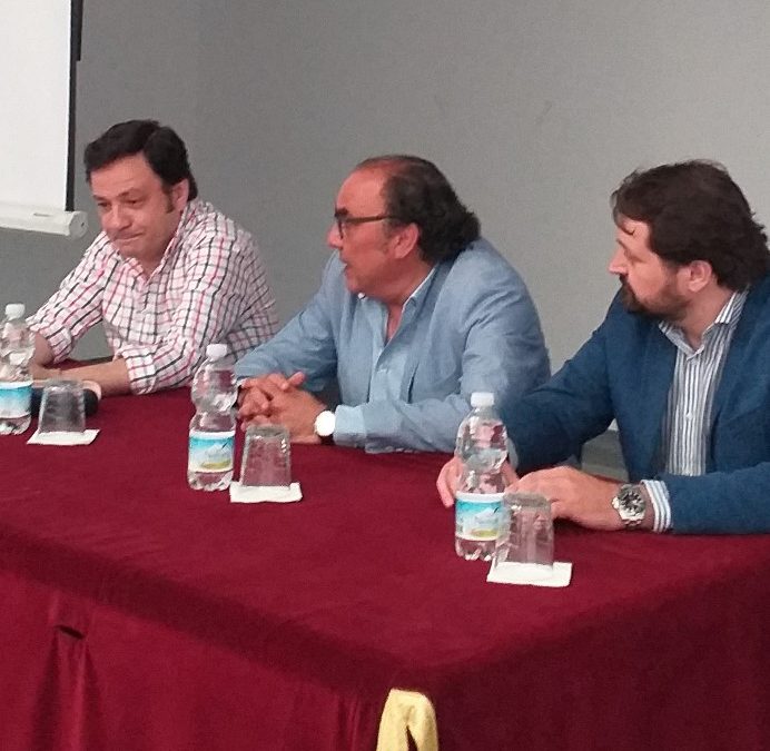 La conferencia «María Santísima de las Angustias Coronada» inaugura las II Jornadas Culturales del Grupo Joven