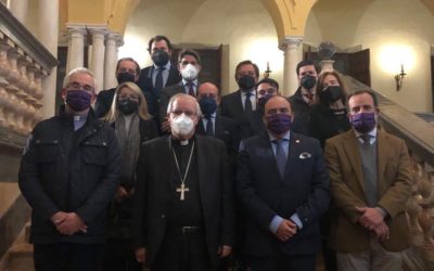 El Arzobispo de Sevilla, D. José Ángel Saiz Meneses recibe a la Junta de Gobierno
