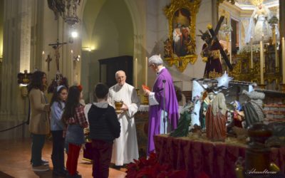 Bendición del Belén de la Hermandad e imágenes del Niño Jesús de Hermanos y Feligreses