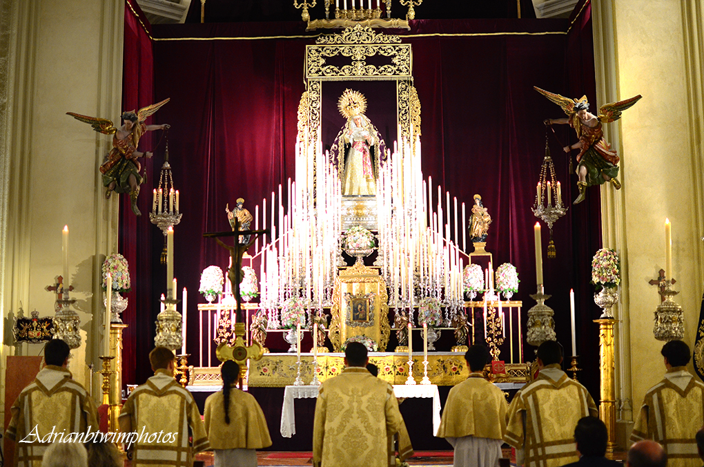 Galería de imágenes Primer Día de Triduo 2024 a María Santísima de las Angustias Coronada