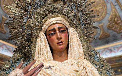 La Virgen de las Angustias con saya del torero Pepe Ordóñez