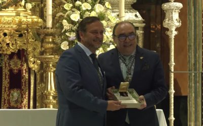 Romero para la Virgen del Rocío, la ofrenda de la Hermandad con motivo de su Coronación
