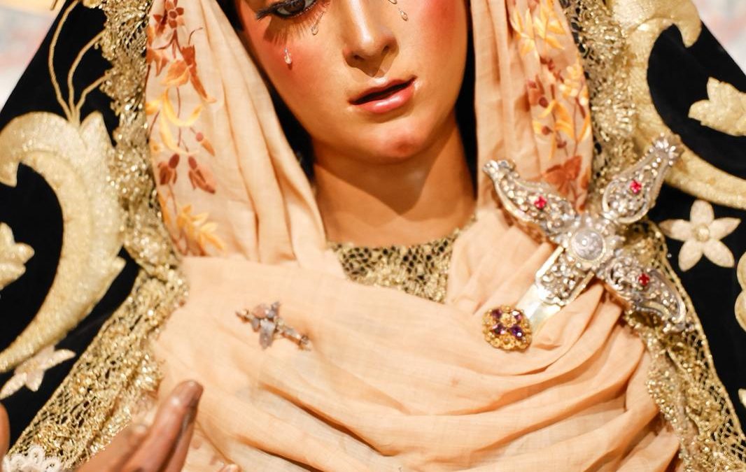 María Santísima de las Angustias en el mes de noviembre